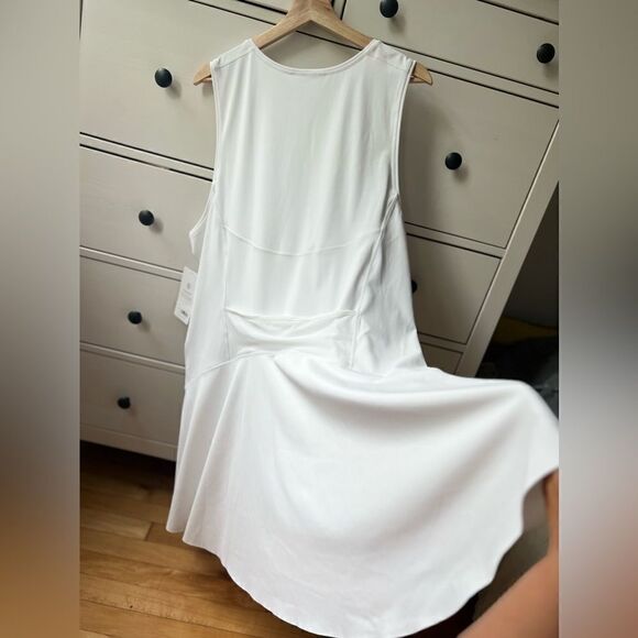 NWT ATHLETA Ace Tennis Dress in White Flare Short Pockets Athletic Size 3X /1X - Picture 16 of 17